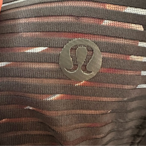 Lululemon All Love Racerback Tank Striped Mesh in Black, Size 10 - Picture 12 of 13
